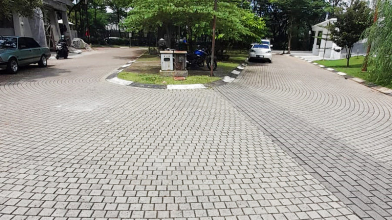 Rumah Bagus Di Kebayoran Essence, Bintaro Jaya