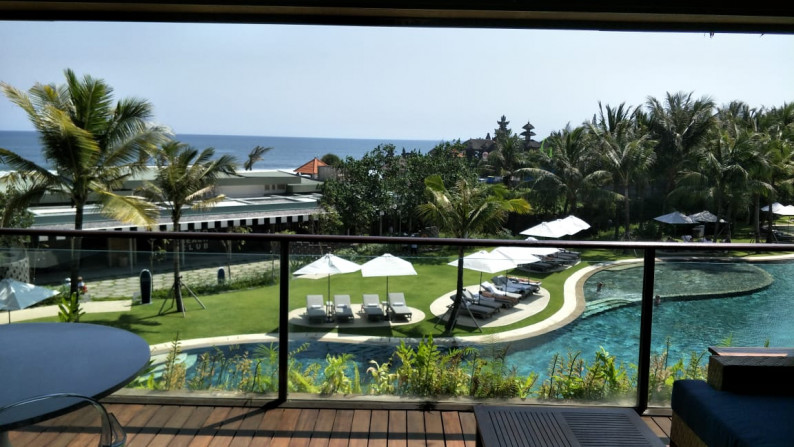 One Bedroom Luxury Oceanfront Apartment in Echo Beach, Canggu