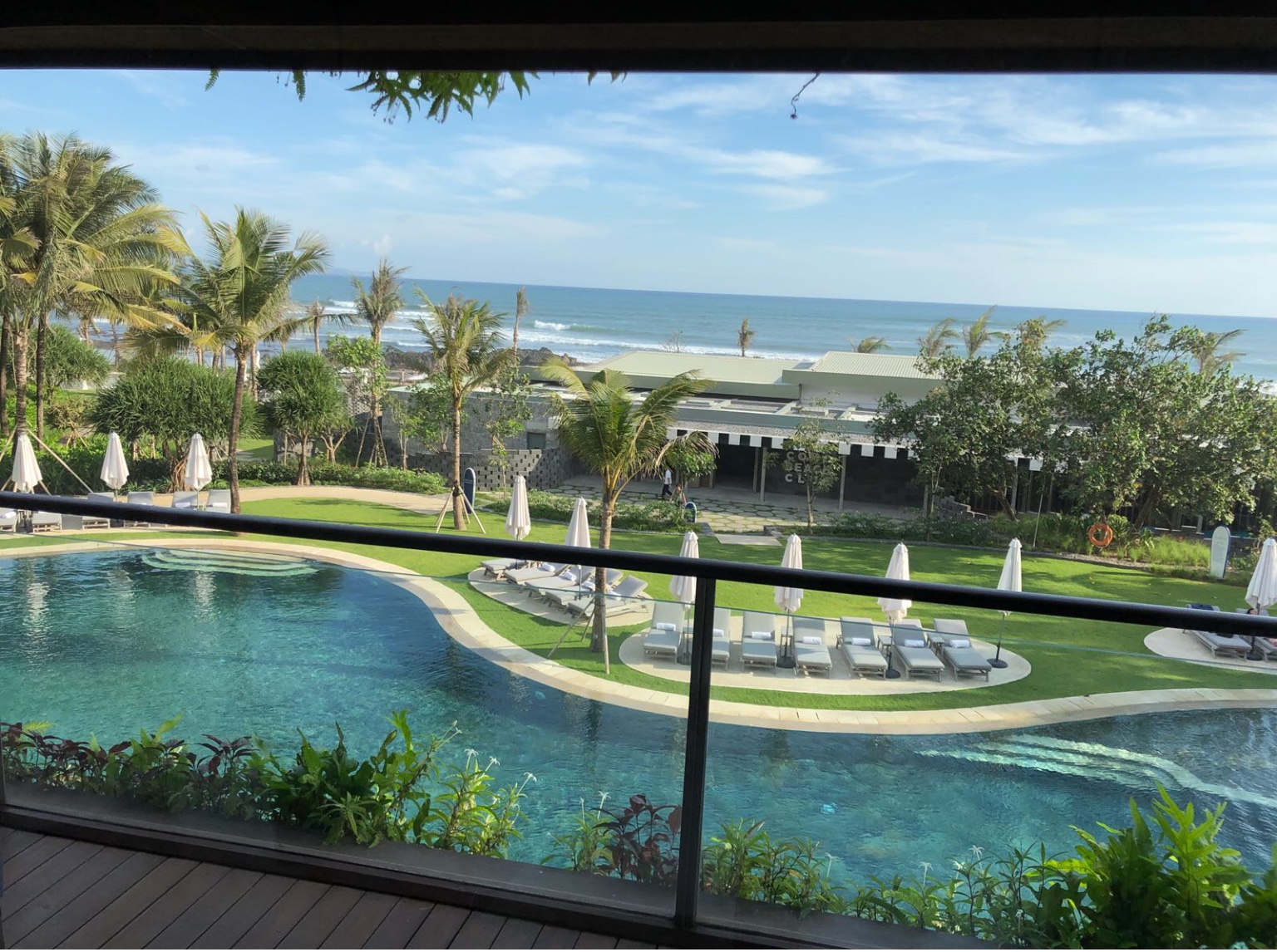 One Bedroom Luxury Oceanfront Apartment in Echo Beach, Canggu