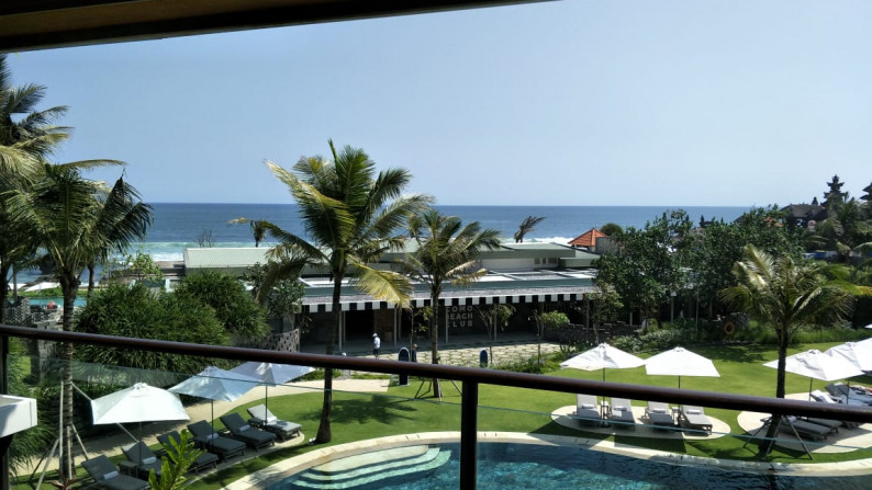 One Bedroom Luxury Oceanfront Apartment in Echo Beach, Canggu
