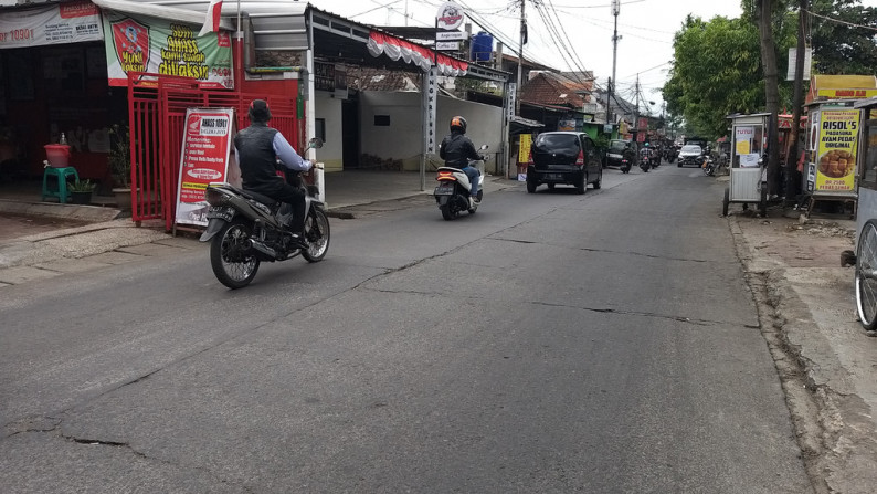 Ruko 2 lantai dekat saung angklung Ujo