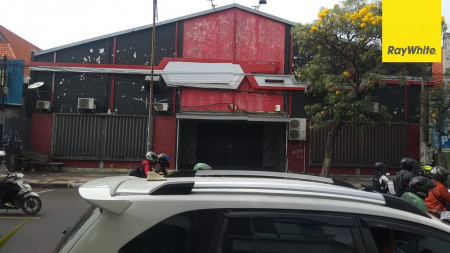 Gudang di Nol Jalan Raya Gajah Mada, Sidoarjo