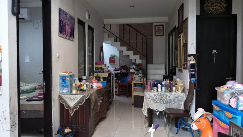 Rumah Minimalis, Siap Huni, Depan Taman @Melia Garden, Graha Raya