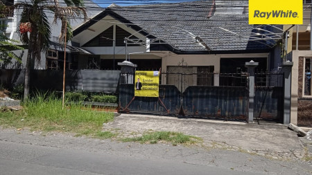 Dijual Rumah 2 lantai di Dukuh Kupang Barat, Surabaya