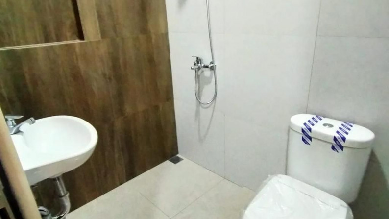 Rumah siap huni di Kencana Loka