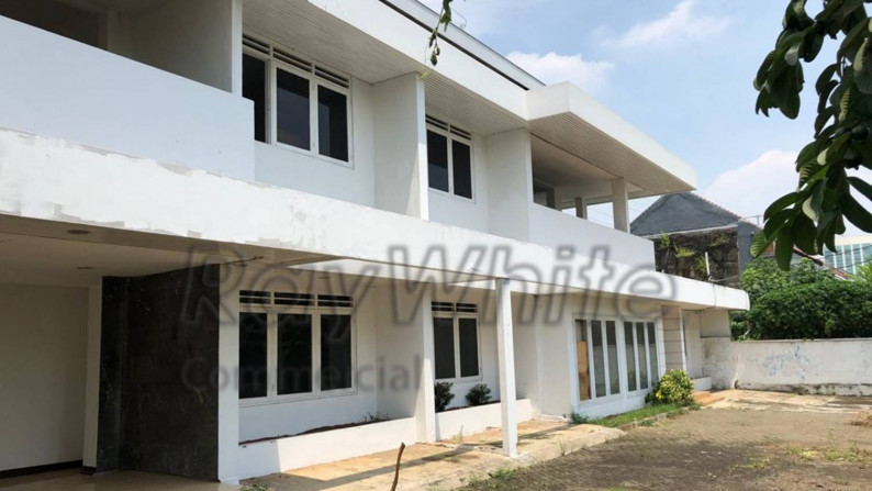 Rumah 2 lantai Sisingamangaraja Kebayoran Baru Harga Menarik Huk Siap Huni Parkir Luas