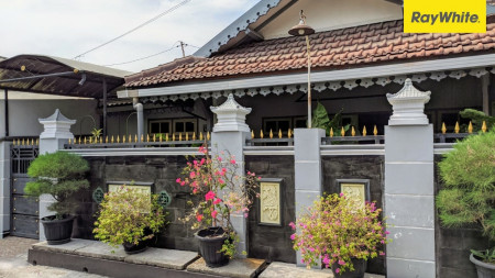 Dijual Rumah 2 lantai di Deltasari Indah, Sidoarjo