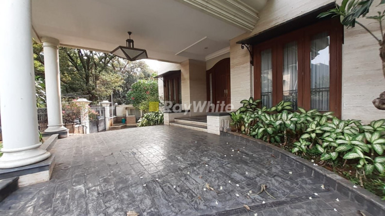 5 Bedrooms House For Rent at Pondok Indah, Jakarta Selatan