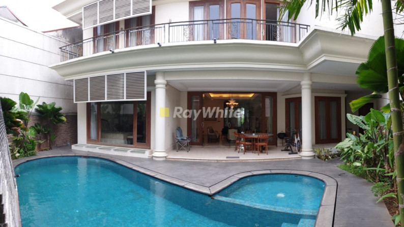 5 Bedrooms House For Rent at Pondok Indah, Jakarta Selatan