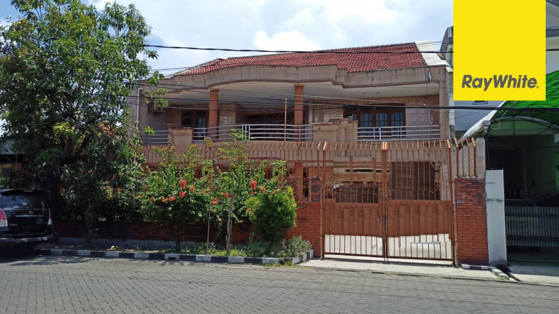 Dijual Rumah 2 lantai di Prapen Indah, Surabaya