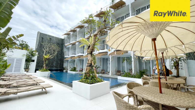 Dijual Villa 2 lantai Sangat Bagus Modern di Jimbaran Bali