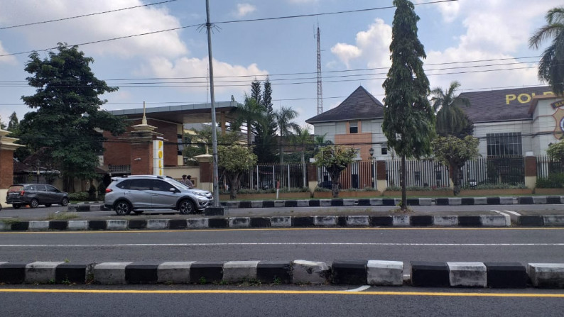 RUKO STRATEGIS SIAP HUNI DEKAT HARTONO MALL, RINGROAD UTARA SLEMAN