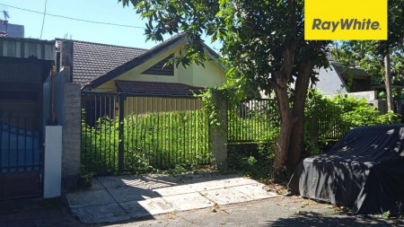 Dijual Rumah Hitung Tanah di Jl Karangan Mulya, Surabaya