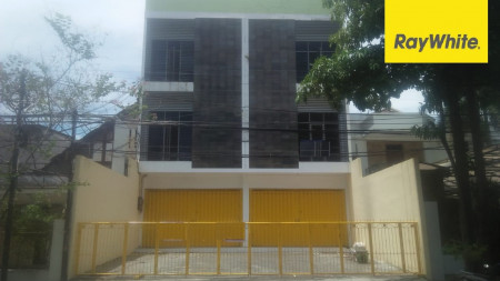 Ruko Pusat Kota di Jl Kusuma Bangsa, Surabaya