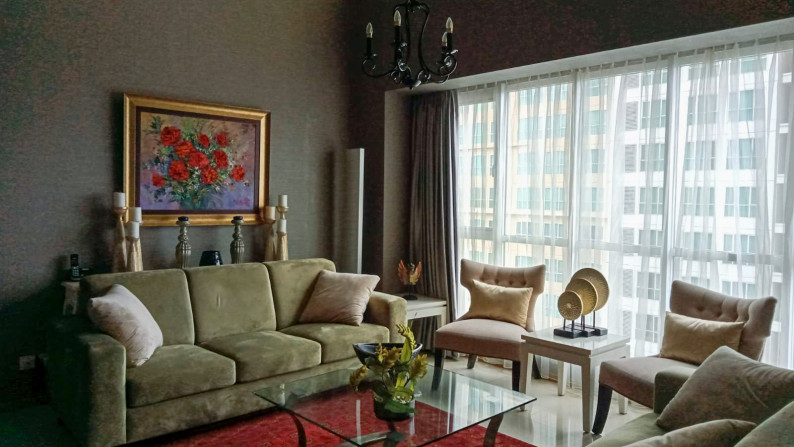 Apartment Gandaria Heights Type Loft 3BR Full Furnished Classic Glamor Design Kebayoran Lama