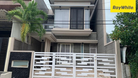 Dijual Rumah Siap Huni di Manyar Tirtoasri, Surabaya