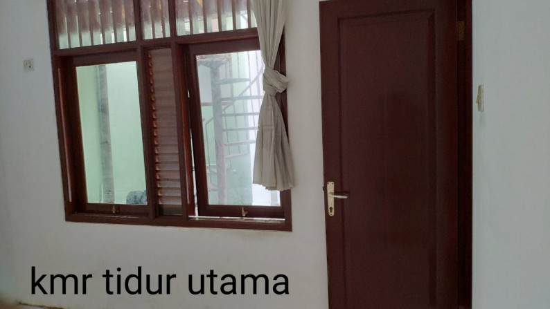 Rumah Siap Huni dan Strategis @Pisok, Bintaro