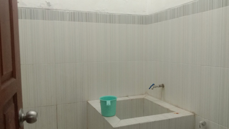 RUMAH TINGGAL MINIMALIS DALAM PERUMAHAN NANDAN REGENCY DEKAT RINGROAD UTARA