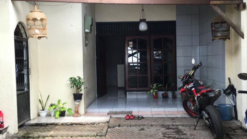 Dijual Rumah Bagus Di Jl Mujair, Pasar Minggu, Jakarta Selatan