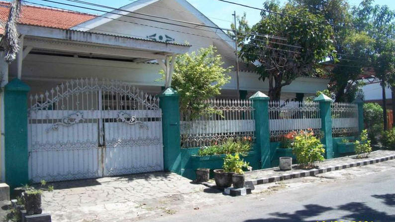 Rumah di Medokan Asri Barat, Hook/Pojokan, Dekat Kampus UPN, Tol Waru Juanda, Kawasan rumah nyaman, bebas banjir