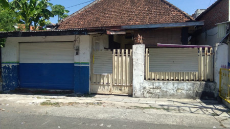 Rumah dijual atau disewakan Jalan Amir Hamzah