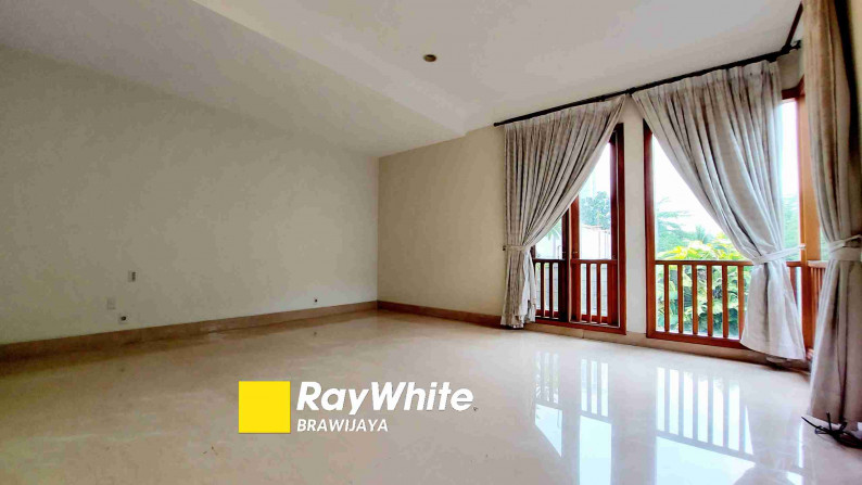 RUMAH BRAWIJAYA, KEBAYORAN BARU, SIAP HUNI, LINGKUNGAN TENANG, PRIVATE POOL