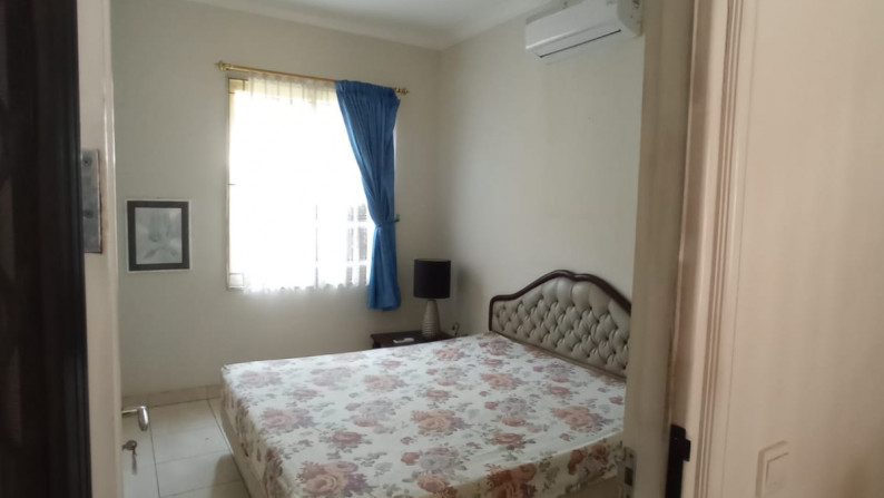 Rumah rapi siap huni di The Green