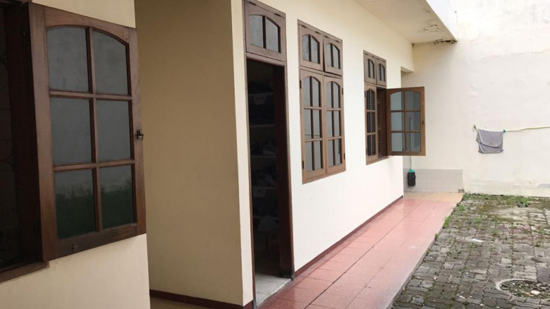 Rumah Dijual Manyar Kertika Surabaya