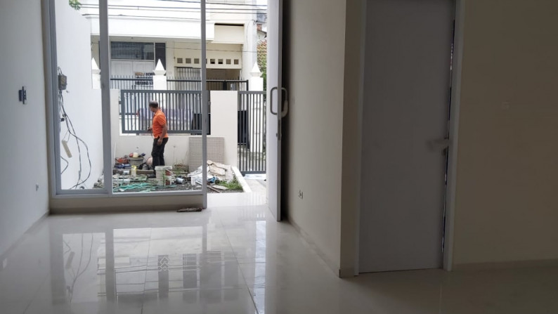 Rumah Dijual Simpang Darmo Permai Selatan Surabaya