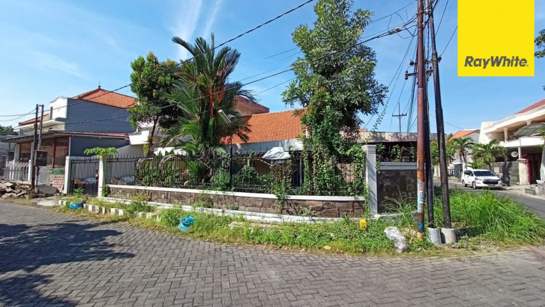 Rumah Hook SHM di Rungkut Mejoyo, Surabaya