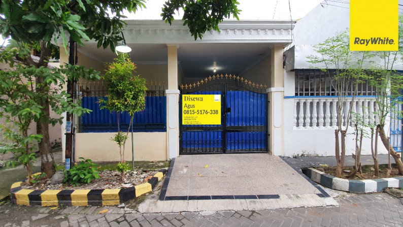 Rumah di Simpang Darmo Permai Selatan, Surabaya