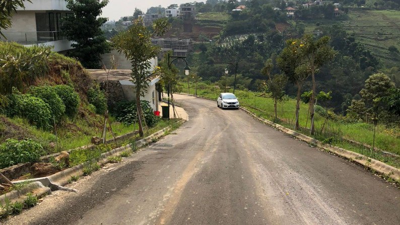 Tanah ada Beberapa Ukuran Jl Emerald Hill, Resort Dago Pakar, Bandung