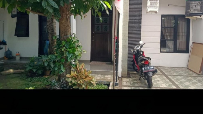 Rumah Town House di Kebagusan, Jakarta Selatan #DG