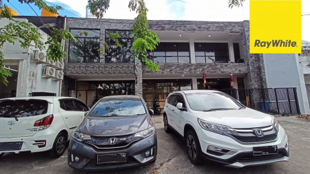 Rumah Usaha di Jalan Raya Ngagel Jaya Selatan, Surabaya