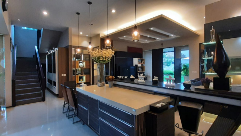 RUMAH MEWAH DESAIN ELEGAN SIAP HUNI DI LINGKUNGAN ASRI RANCAMAYA BOGOR #DD