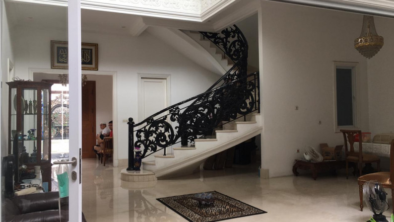 Rumah Modern 6BR Full Furnished Pondok Kelapa - Jakarta Timur