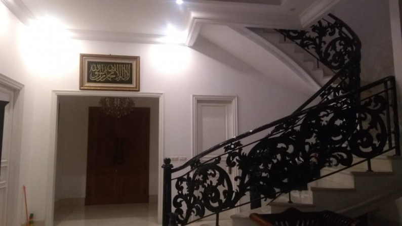 Rumah Modern 6BR Full Furnished Pondok Kelapa - Jakarta Timur