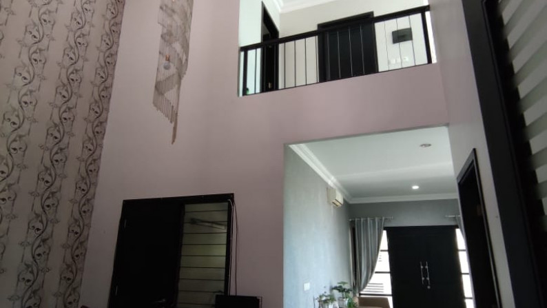 Disewakan Rumah Minimalis 2 Lt di Central Park Ahmad Yani