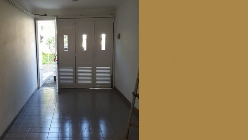 disewa rumah asri, strategis, tengah kota, rapih terawat, dekat taman kota 1 taman giri loka bsd city