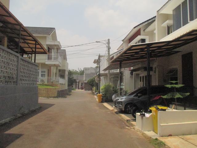 dijual rumah murah hanya 1.4 m nego sampai deal, strategis, murah siap huni, serpong green park serpong tangerang banten