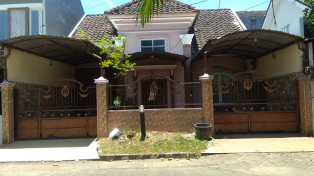 Rumah dijual Puri Safir Menganti Gresik