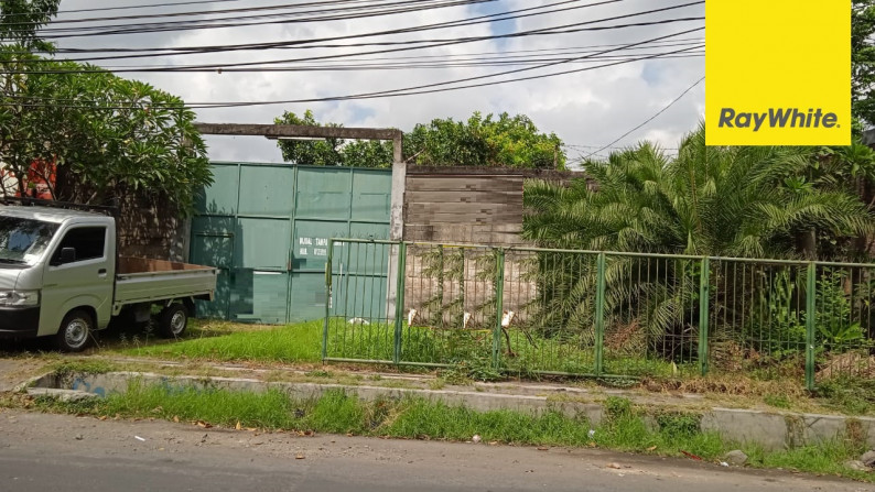 Rumah di Jalan Wonorejo, Tandes, Surabaya