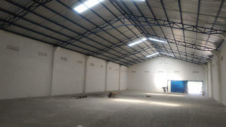 GUDANG SIAP PAKAI, LOKASI STRATEGIS, DI RINGROAD TIMUR, BANGUNTAPAN, BANTUL