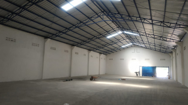 GUDANG SIAP PAKAI, LOKASI STRATEGIS, DI RINGROAD TIMUR, BANGUNTAPAN, BANTUL