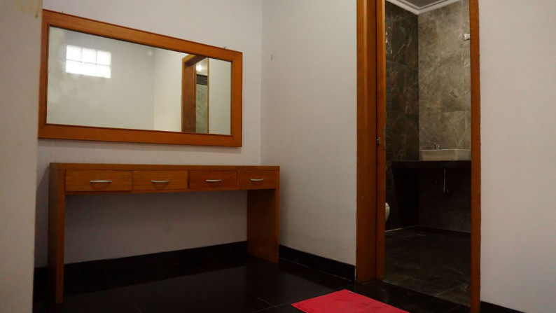 RUMAH MINIMALIS FULL FURNISH, DI JL PALAGAN, SLEMAN