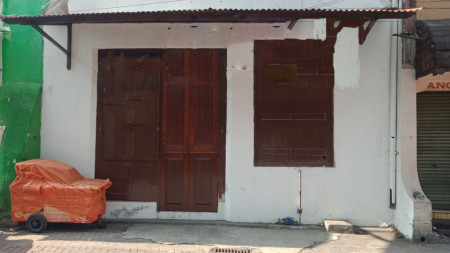 Rumah Klasik Ketandan Kulon Malioboro Yogyakarta