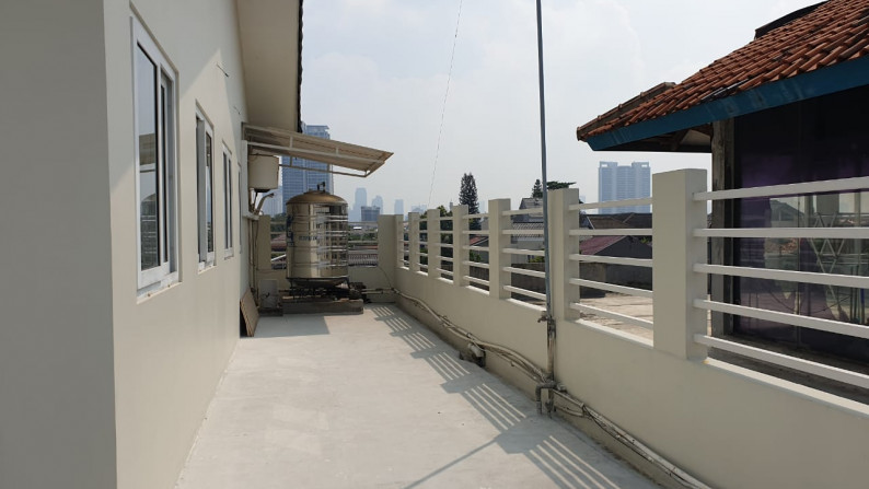 DIJUAL RUMAH WINSDOR TOWN HOUSE JAKARTA SELATAN