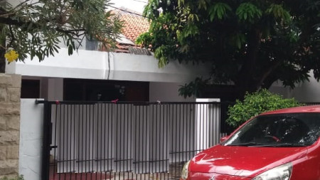 Rumah Disewa Ketintang Baru Surabaya