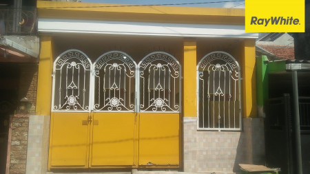 Rumah di Taman Dupak Baru, Surabaya
