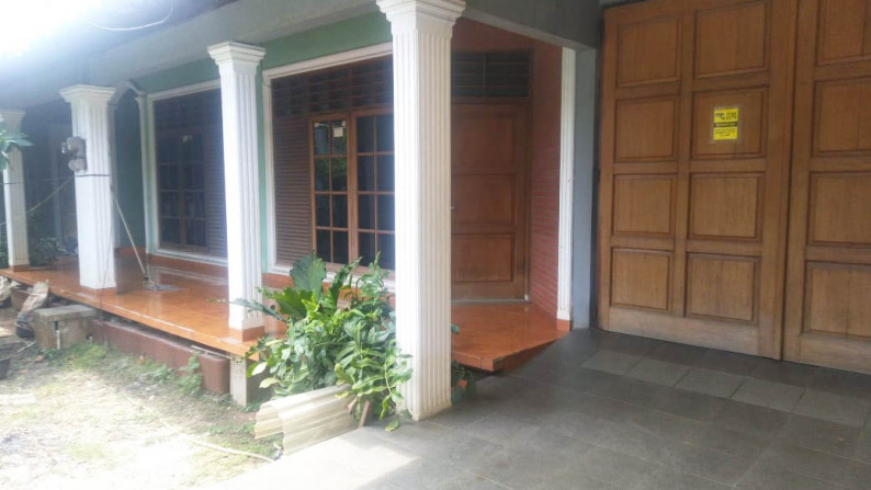 Rumah Perum Duta Kranji, Bekasi Luas 144m2